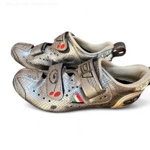 T2 carcon mamba silver snake triathlon Cycling Shoes - Size 7.5 men /9.5 W